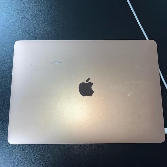 Macbook air 13” rose gold - Picture 2 of 4